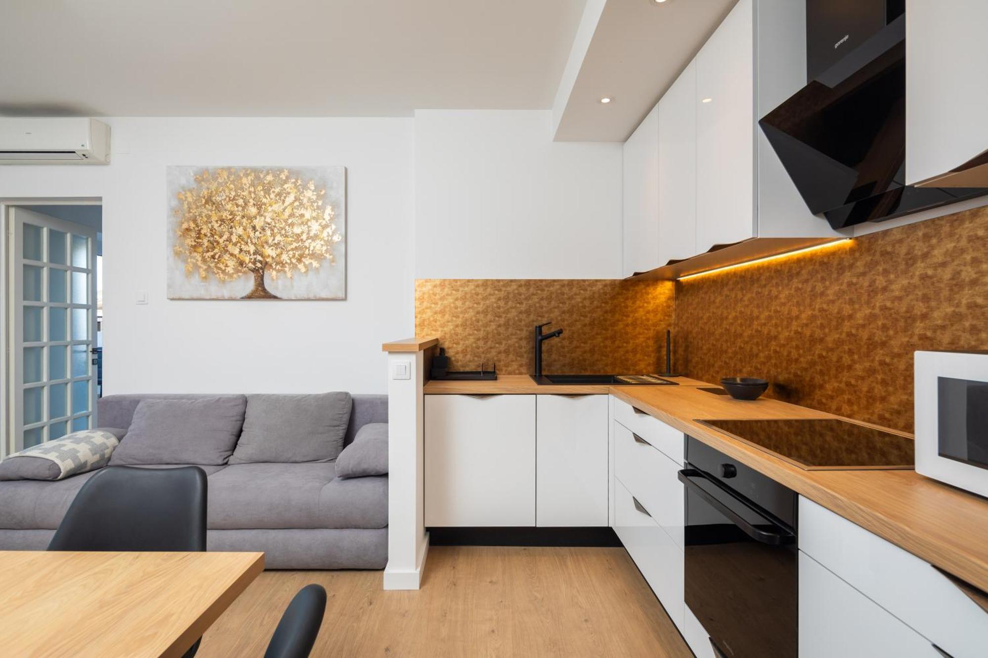 East Side Apartment Omis Luaran gambar